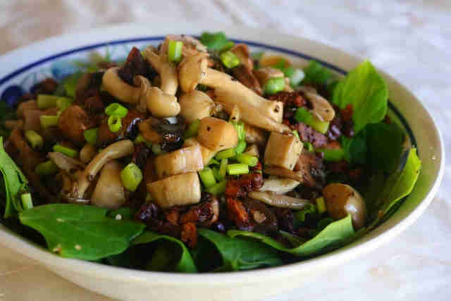 סלט פטריות ותרד