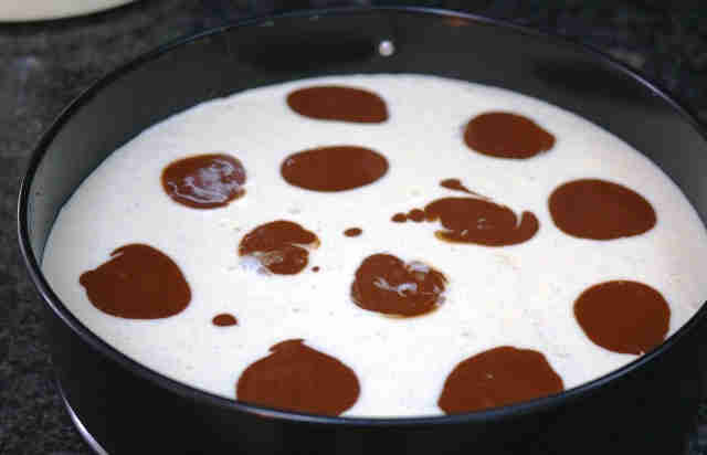 מזלפים נקודות של שוקולד