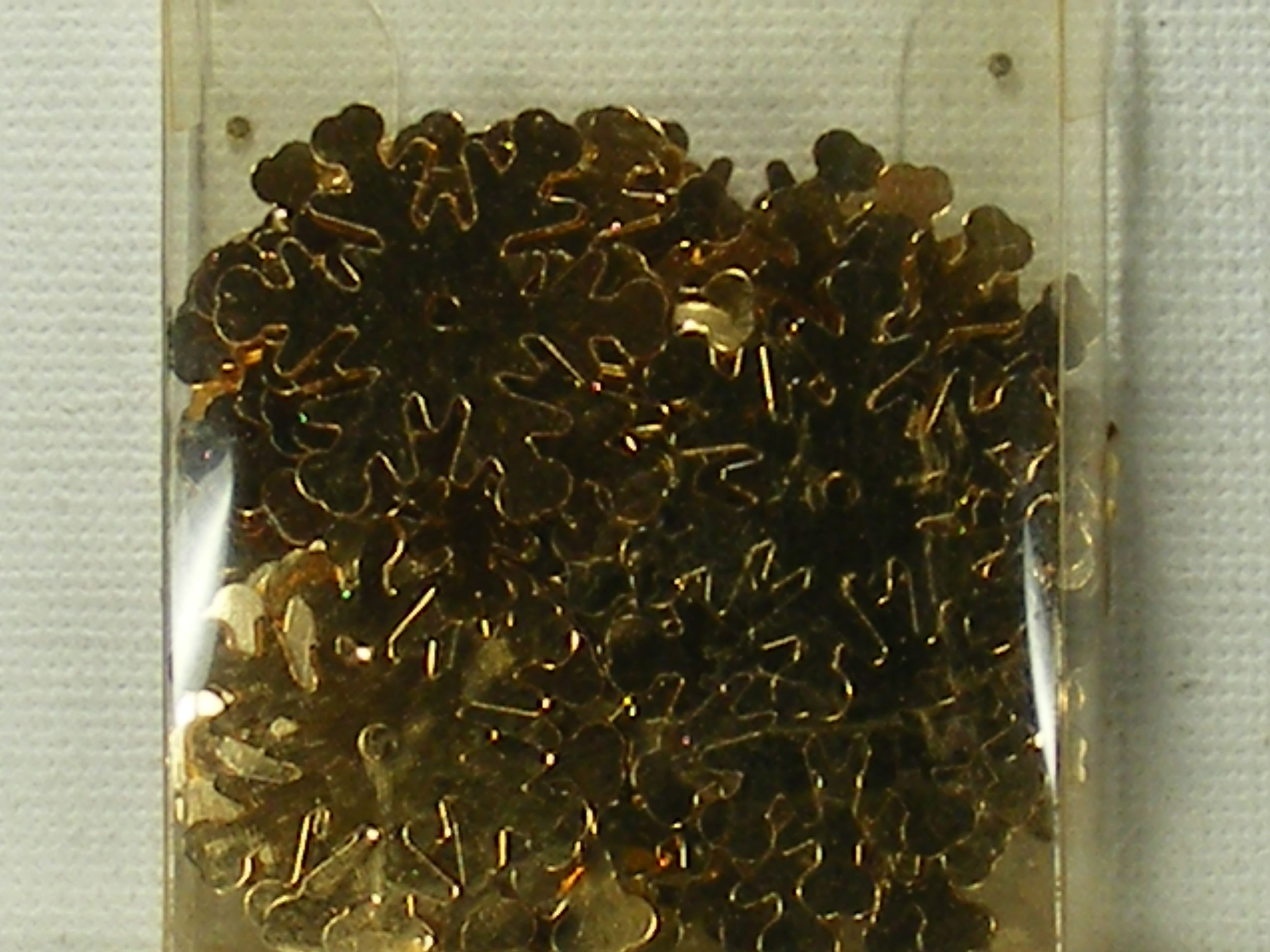 SIL - Gold Coloured Snowflake Sequins