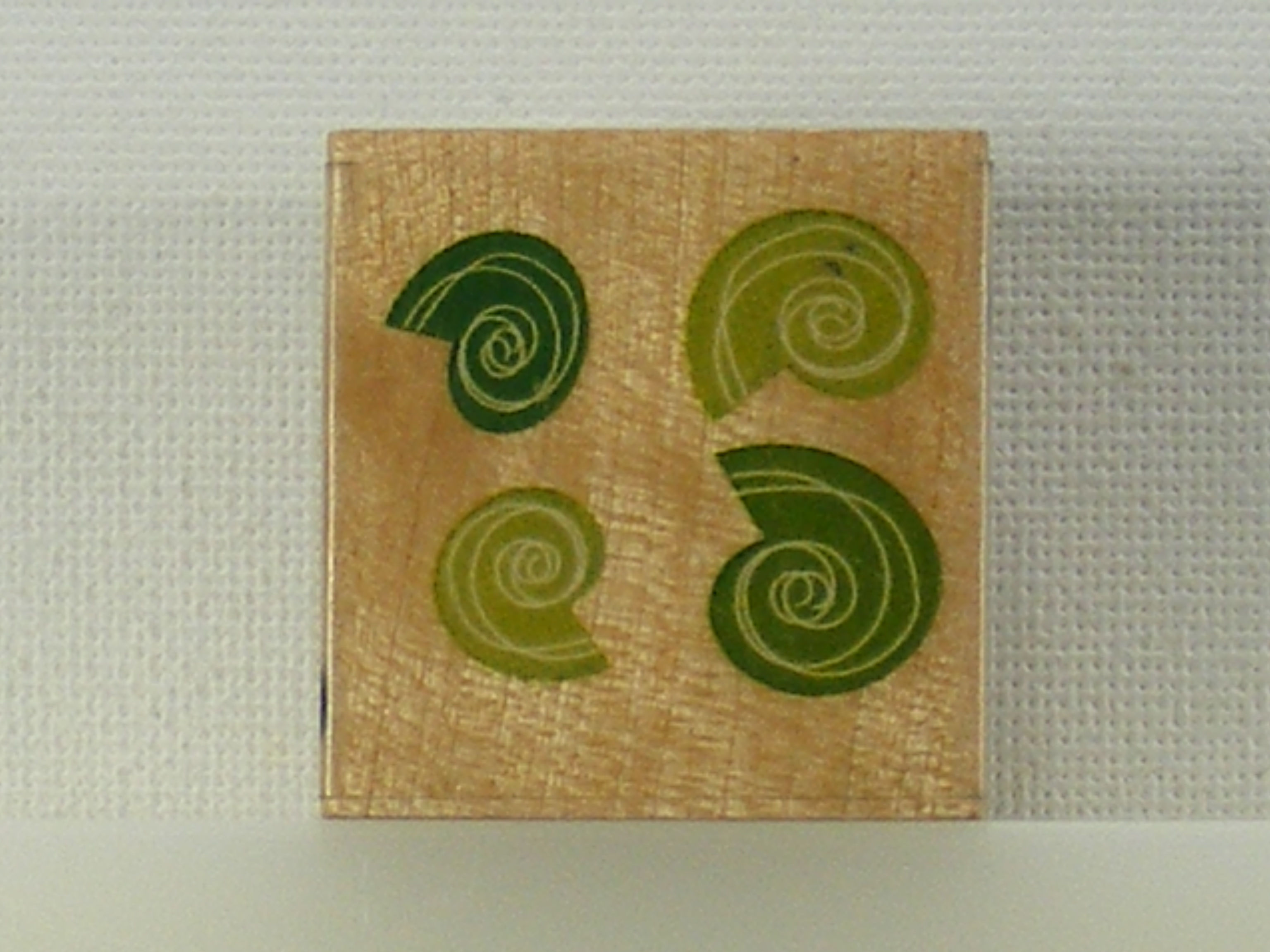 Docrafts - Whispers Rubber Stamp - Snail Shells