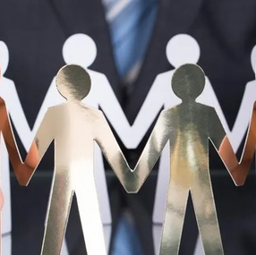 EduCoop organiza conferencia sobre desarrollo empresarial cooperativo y políticas públicas