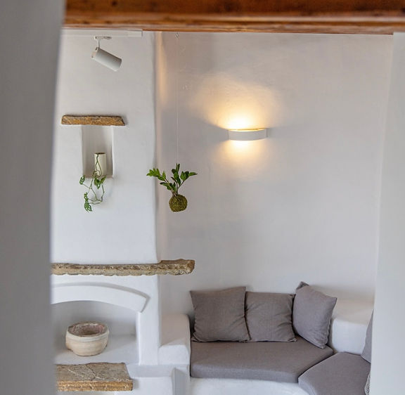 kosher-living-salon-area-tinos-theros-living.jpg