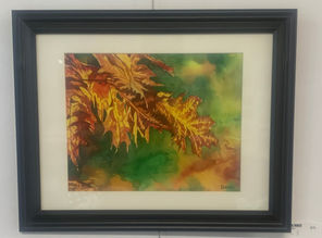 golden tones and sunny yellows of these realistic fall leaves