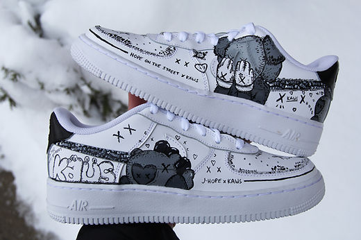 JoshuaVides ジョシュアヴィーダス アート wtaps kaws KAW X J-HOPE