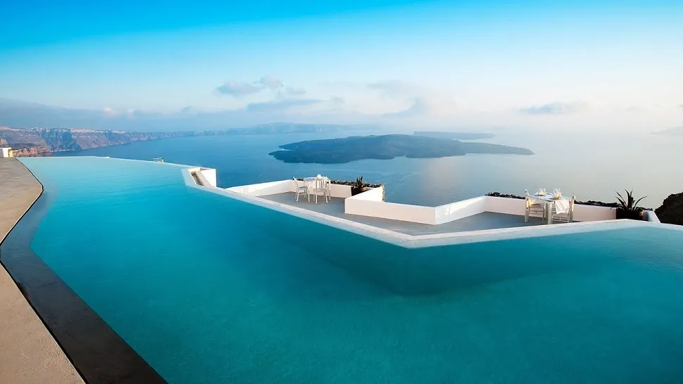GRACE-SANTORINI-GREECE.webp