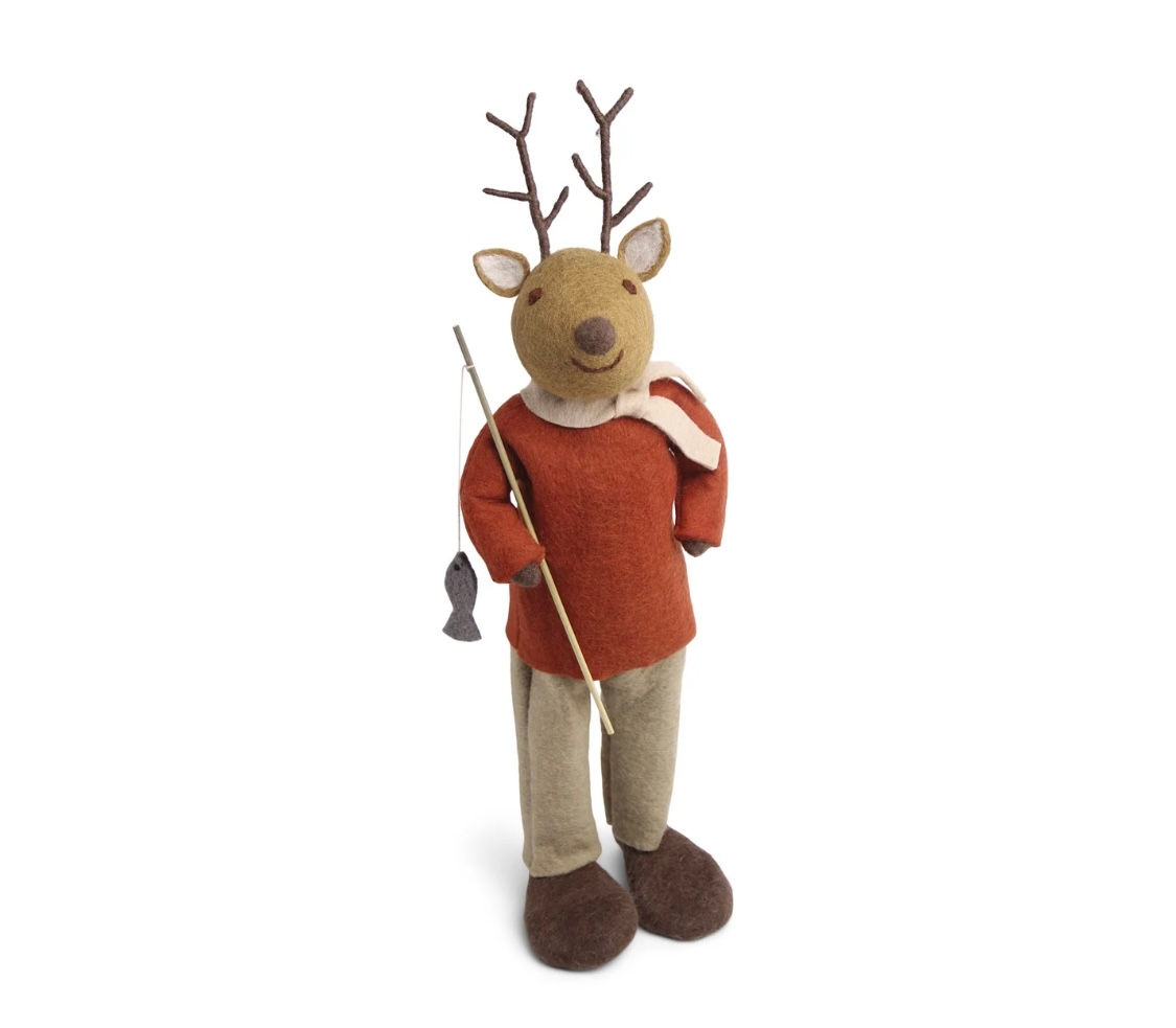 Carw gyda Polyn Pysgota / Deer with Fishing Pole