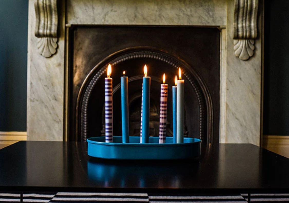 Hambwrdd Cannwyll Metel Hirgrwn Mawr / Large Oval Metal Candle Tray