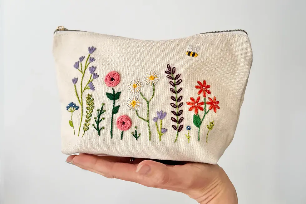 Stitch your Flowers Pouch