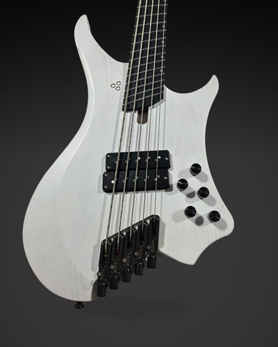Ilumina B37.5 - Tundra | GOC Guitars