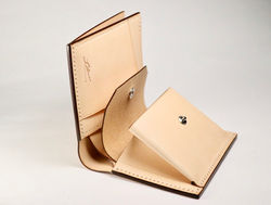 compact wallet