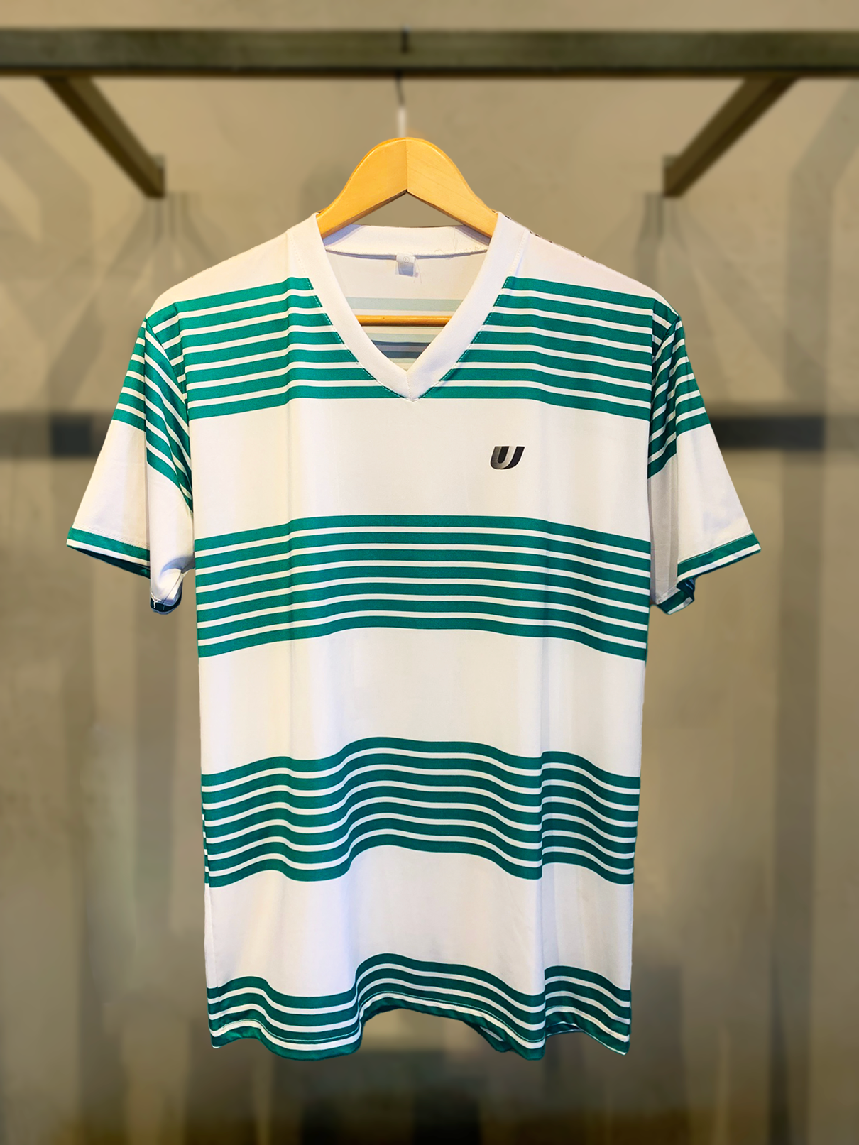 Sports - Camiseta Gola V