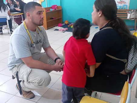 Jornada pediátrica beneficia a niños y niñas  en la parroquia El Recreo 