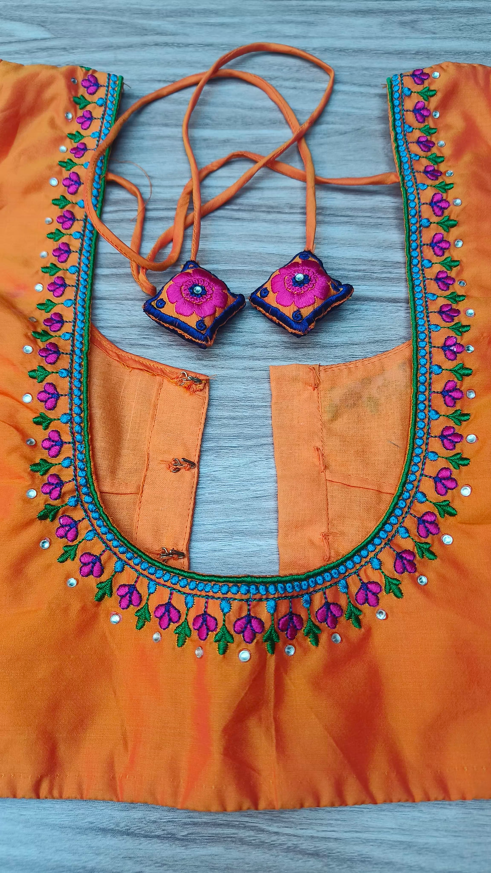 Thumbnail: Silk Embroidery Indian Blouse Piece