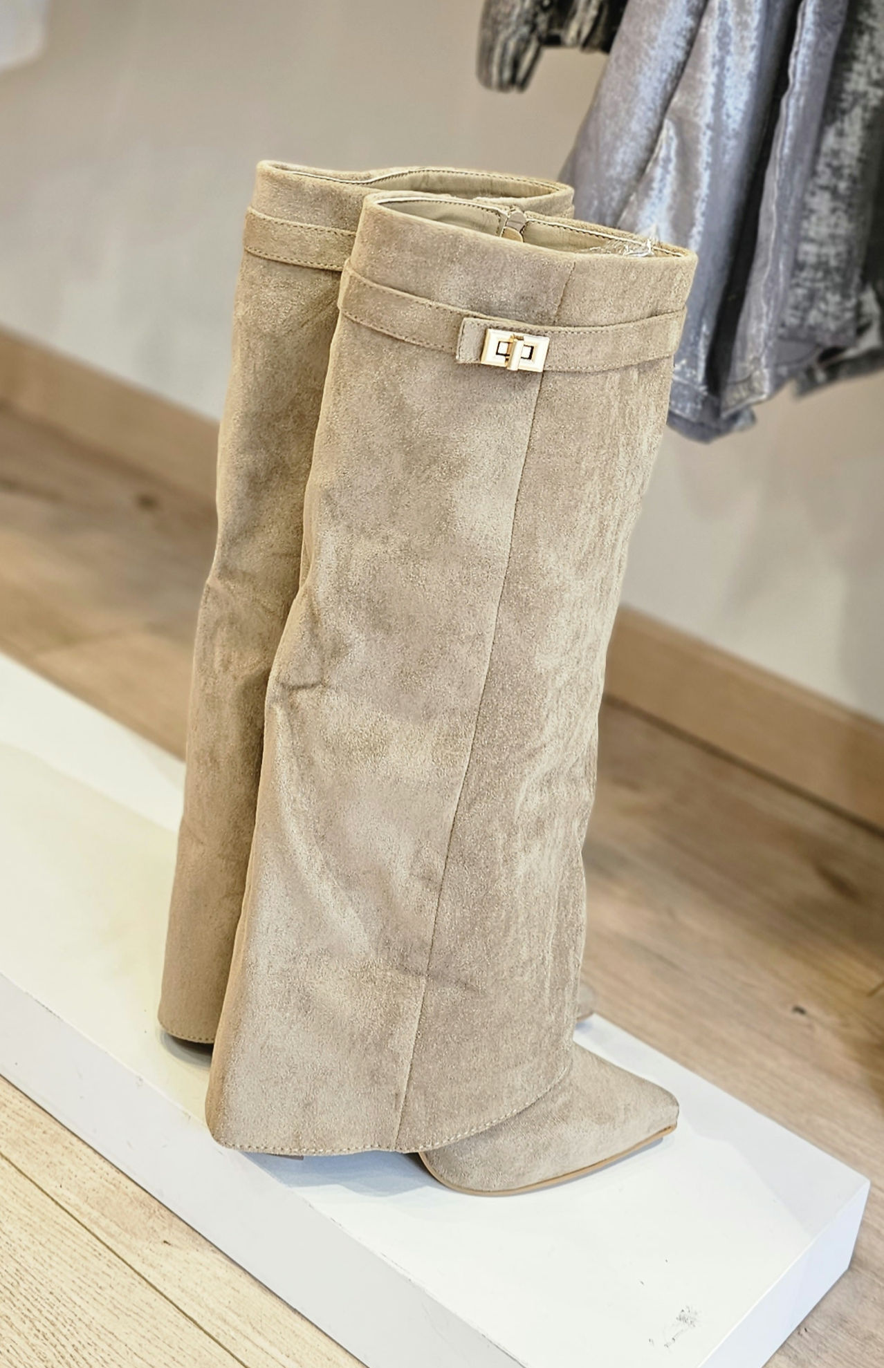 Botte vallerie beige 