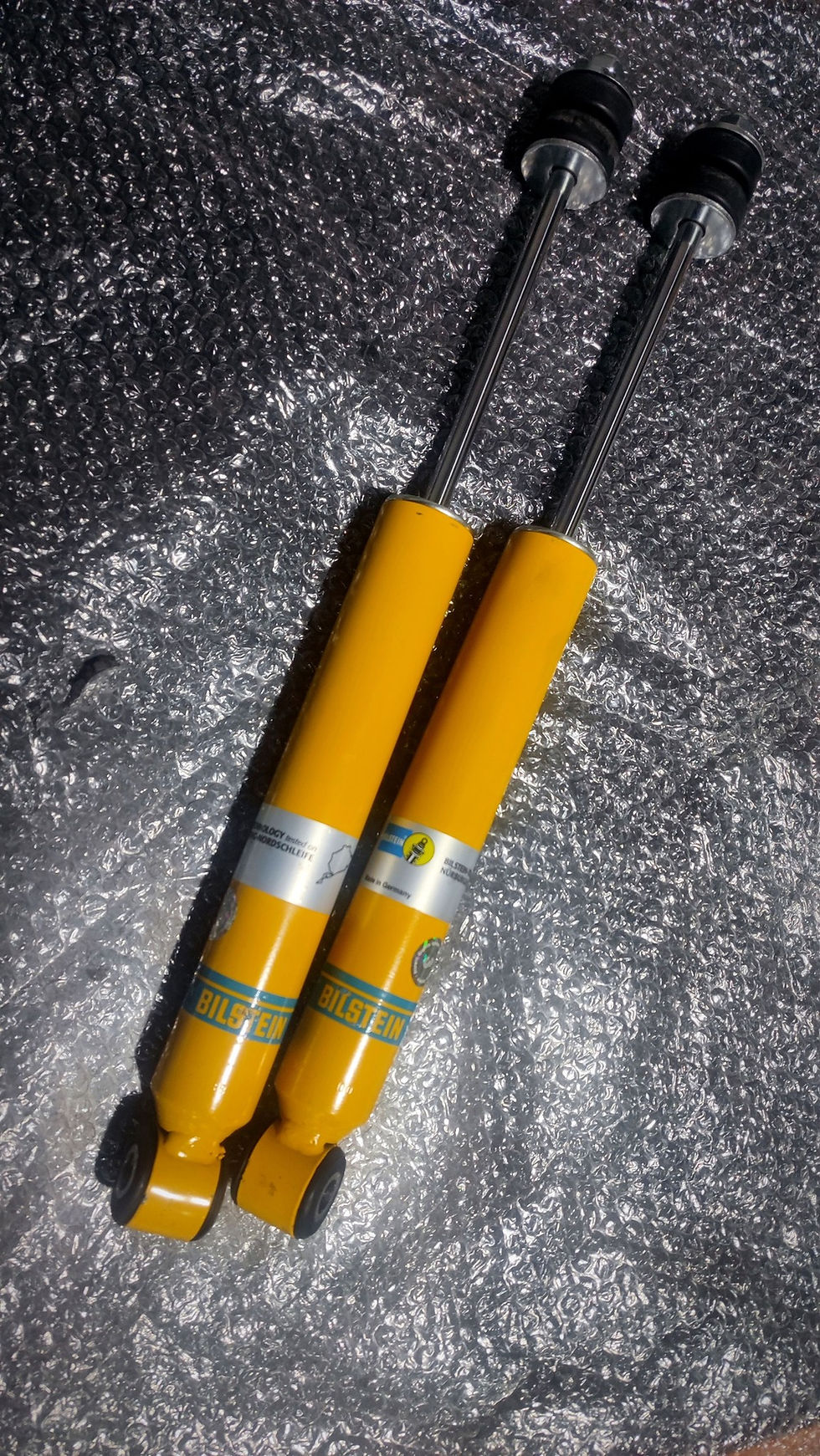 BILSTEIN REAR SHOCK ABSORBERS - DATSUN B110 (SKU:DSN-015BIL)