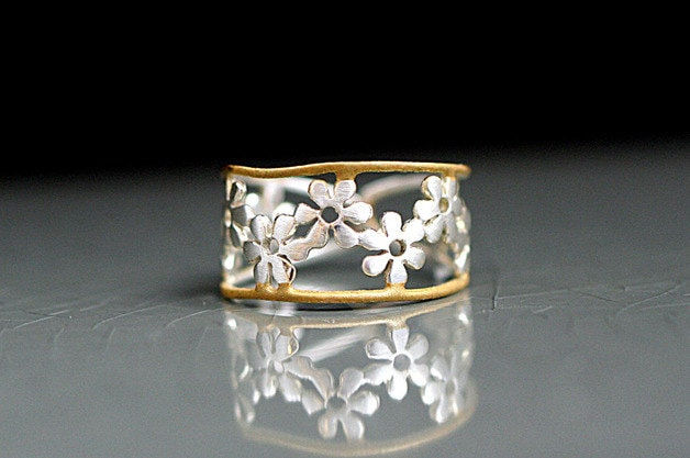 Bicolor Flower Sterling Ring With Golden Trim