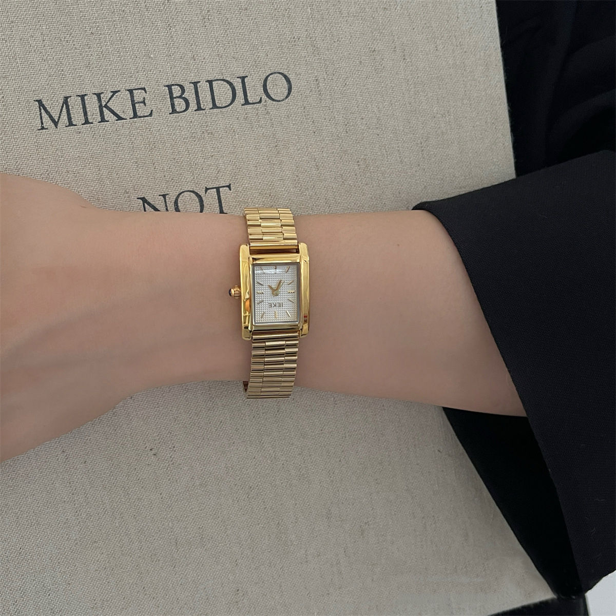 IEKE Goldis Watch
