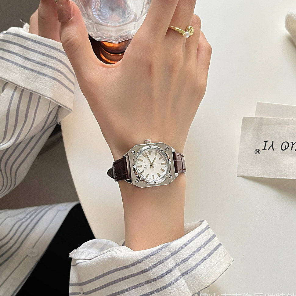 Thumbnail: IEKE Teodora Watch