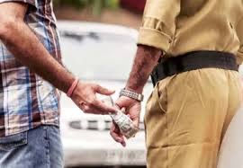 अवैध वसूली पर बड़ी कार्रवाई: बलरामपुर में छह पुलिसकर्मी निलंबित