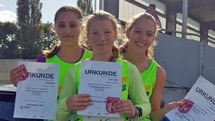 Eine Kreismeisterstaffel kommt von der Hillerheide