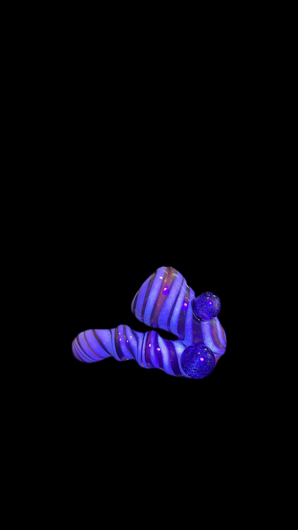 Thumbnail: Wignut Glass UV Reactive Sherlock Dry Pipe  