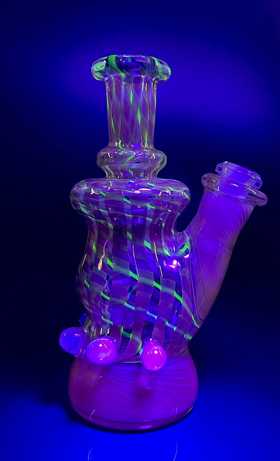 Thumbnail: Git Down Glass 5.25” UV Accented Fumed Rig