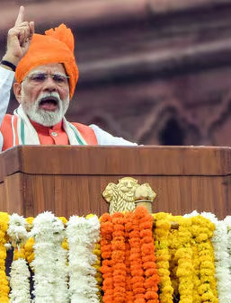 Rahul Gandhi and Mallikarjun Kharge Skip Red Fort Independence Day Ceremony, BJP Calls It a ‘Shameful Snub’