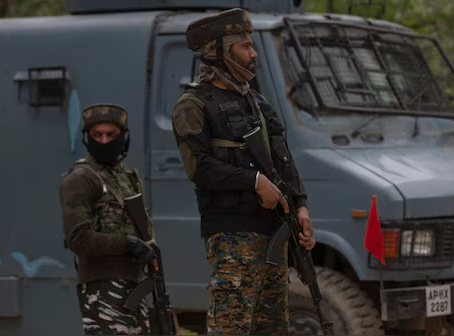 Indian Army Foils Infiltration Bid in Uri; Soldier Killed in Fierce Exchange
