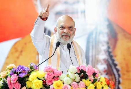 Amit Shah Assures Hindu Refugees of Citizenship, Sharpens Political Battle in West Bengal