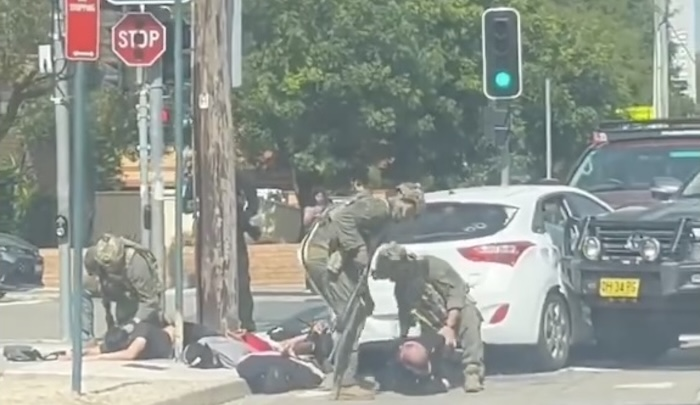 Australia: Armed Police Ram Vehicle, Detain Multiple Men Over Suspected ‘Violent Act’ Plot