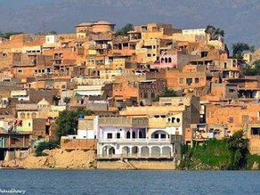 Pakistani Christian Family Seeks Return of 15-Year-Old Boy Allegedly Pressured to Convert to Islam