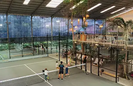 Birdseye view of the bandeja court with a bam bam padel coach and kids
