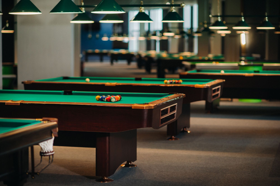 Snooker and pool tables