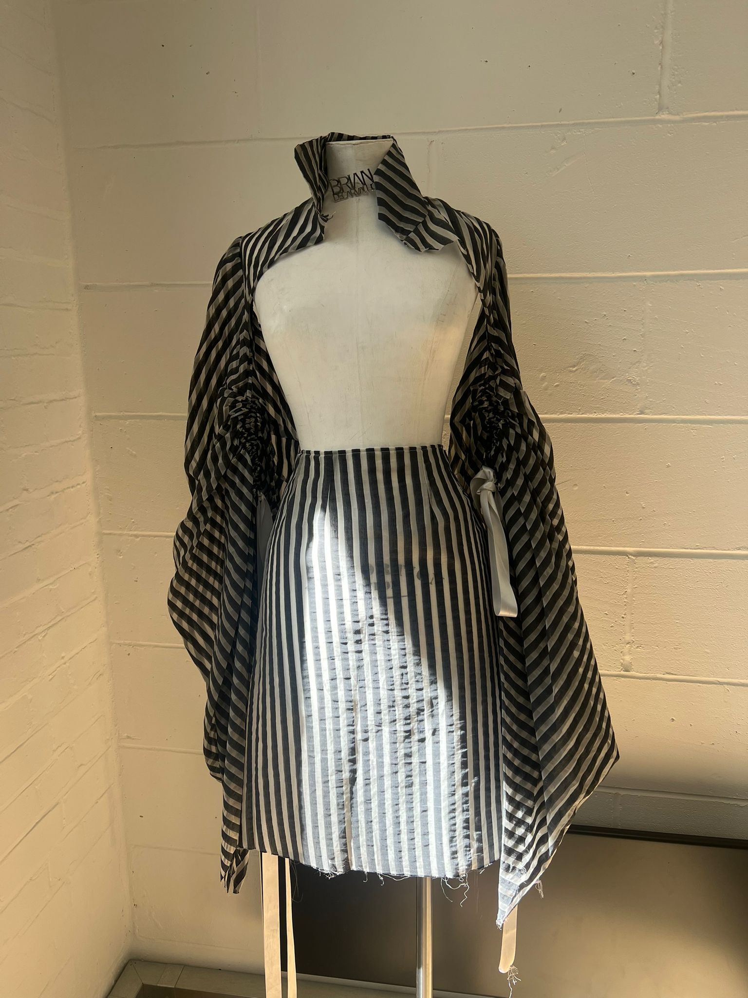 Tormentum Sleeve Top & Skirt *SAMPLE*