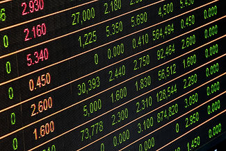 airport-bank-board-business-534216_edite