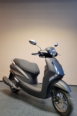 Marque : YAMAHA
Modèle : D'ELIGHT
Cylindrée : 125
Kilomètres : 0
Véhicule neuf
PRIX : CHF 2'990.-*
*hors frais de livraison