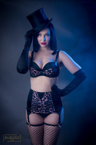 dieuweke burly-19.jpg