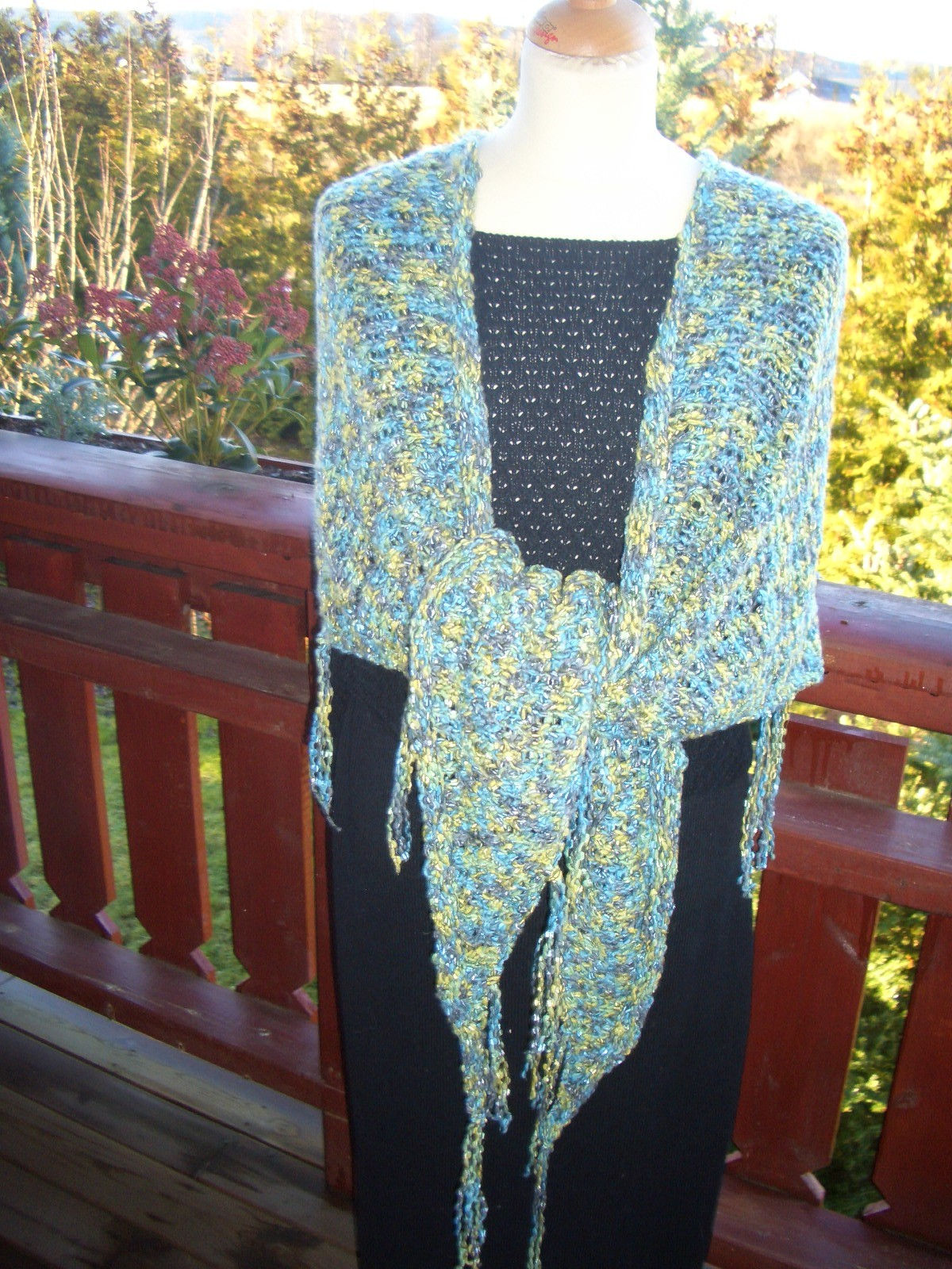 Sjal 1: Trekantsjal i Mirelle.