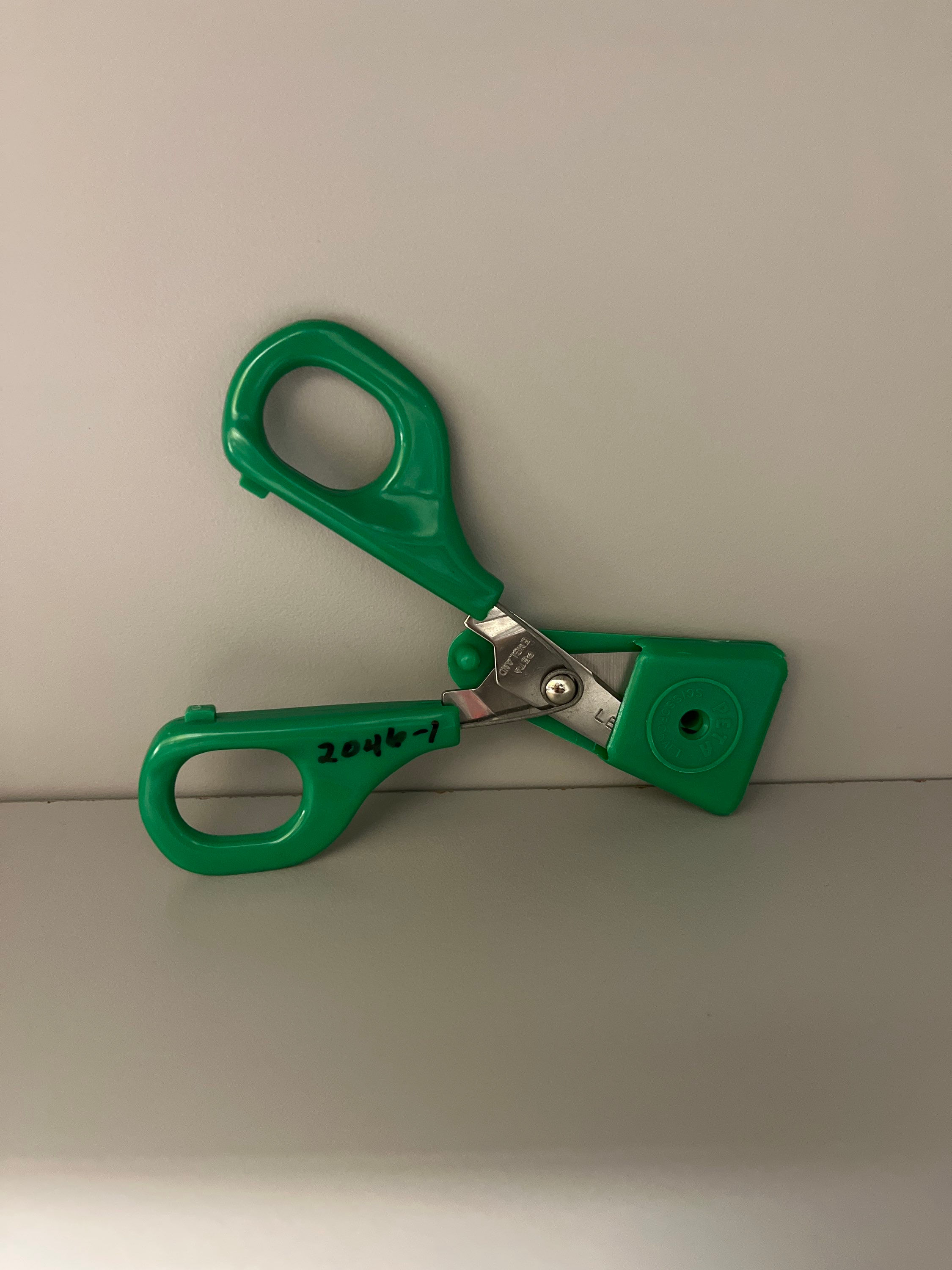 Self Opening Scissors (Left-Handed)