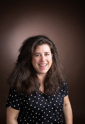 01 VALERIE DE LA DEHESA .png