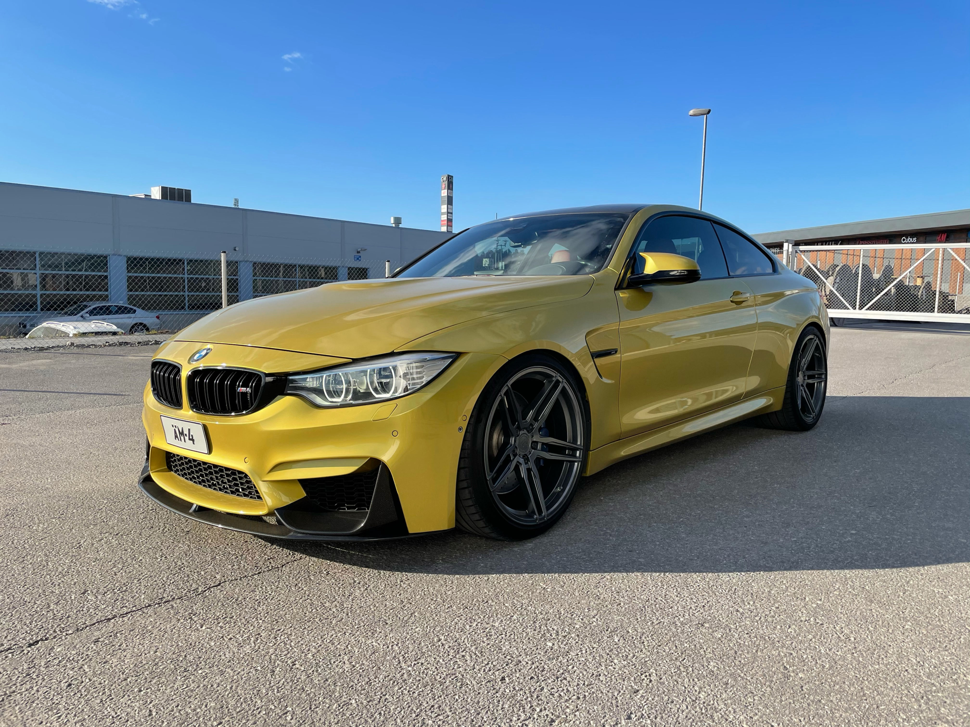 BMW M4