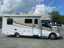 2022 Renegade Vienna FWC