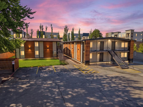 831 W Lennox St #5 | $1,250.00