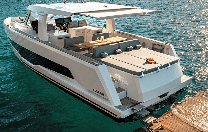 Fjord 53 for Charter Saint Tropez