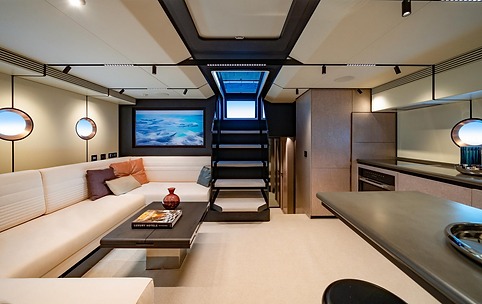 VanDutch 75 for Charter in Saint Tropez