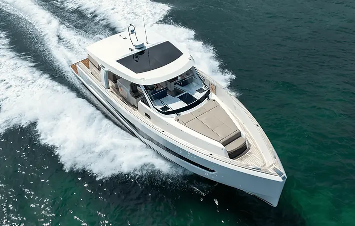 Fjord 53 for Charter Saint Tropez