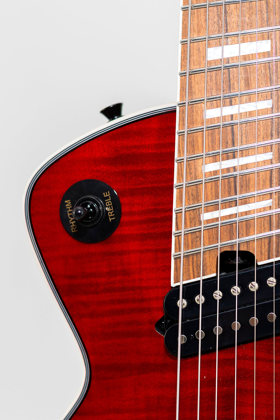 Miniaturbild: Tagima Almach 7 UQ 7-String Electric Guitar Flamed Transparent Red