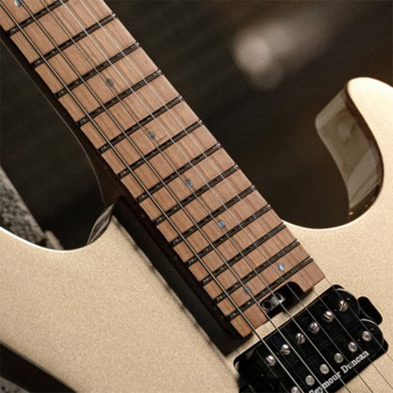 サムネイル： Cort G300 Pro Electric Guitar: Premium Basswood Body, Maple Top, Seymour Duncan