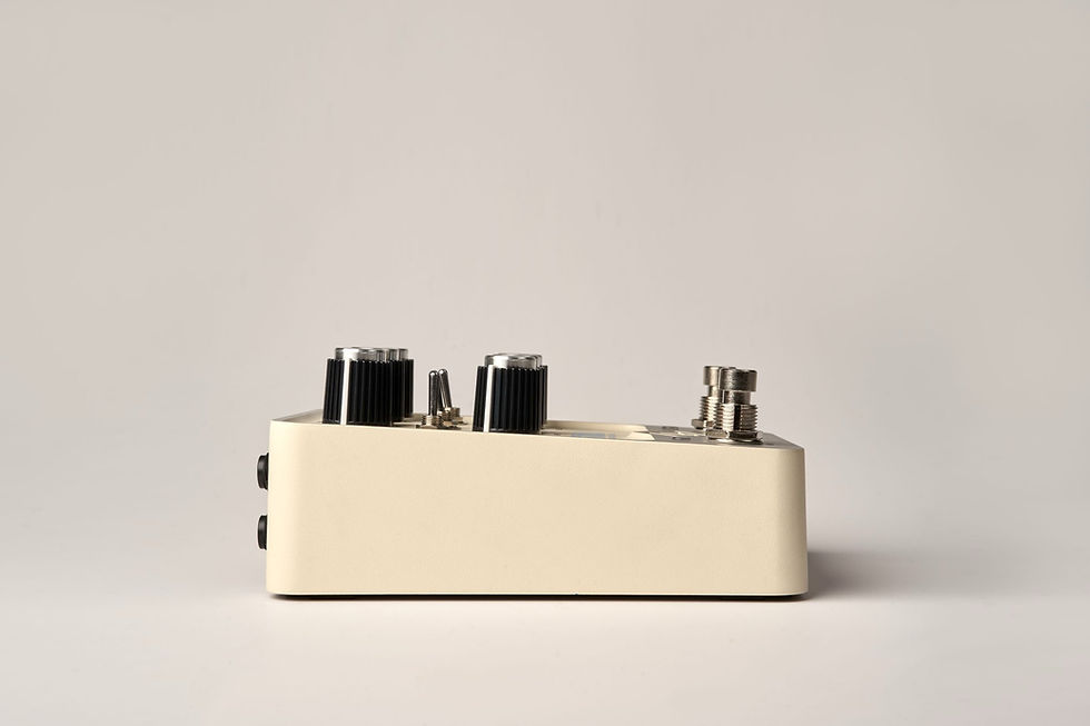섬네일: Universal Audio ASTRA Modulation Pedal