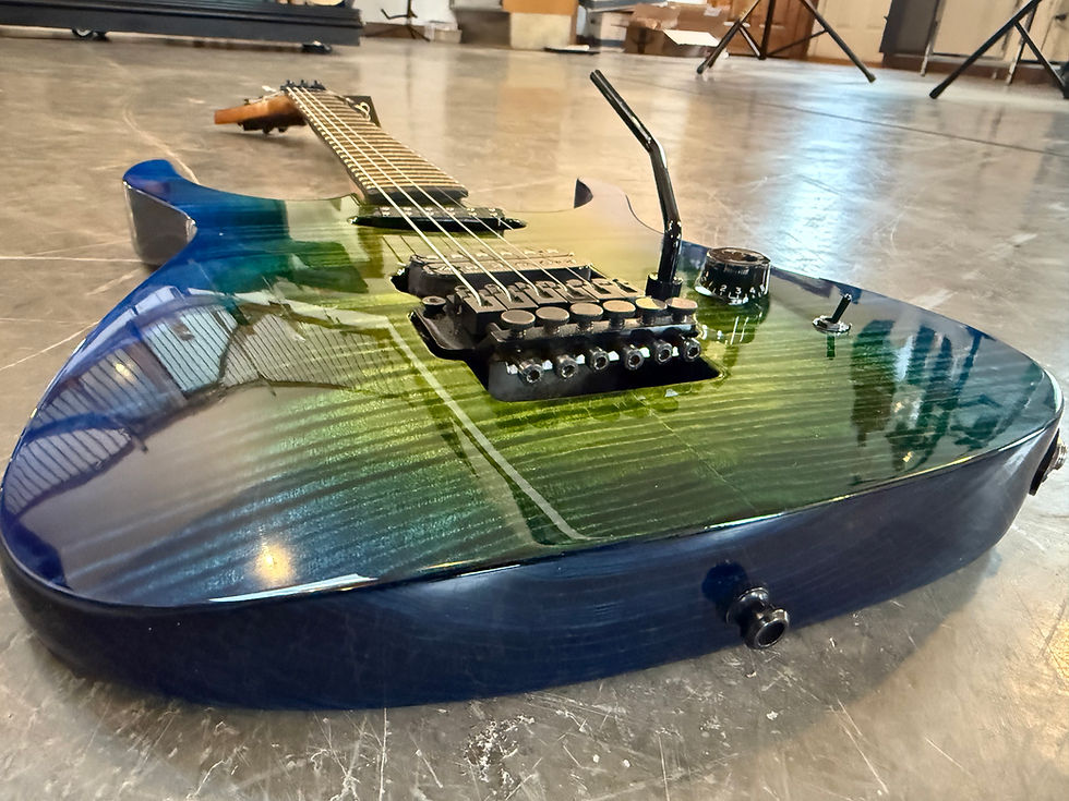 Hình thu nhỏ: STEELE BRATT CUSTOM